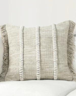 Natural Pillow 22×22